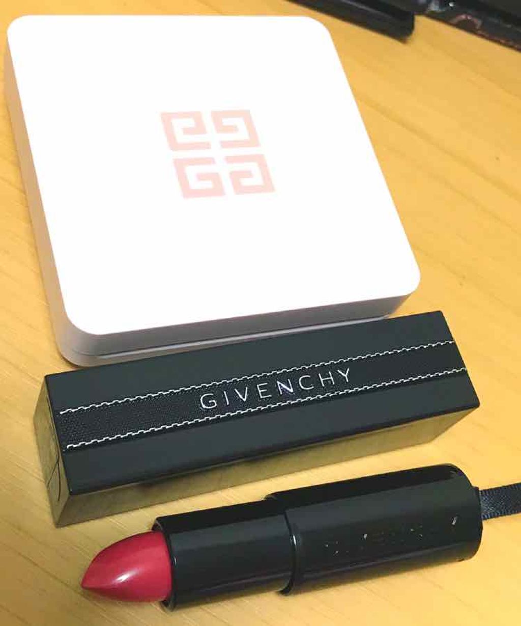 ルージュ・アンテルディ/GIVENCHY/口紅を使ったクチコミ(1枚目)