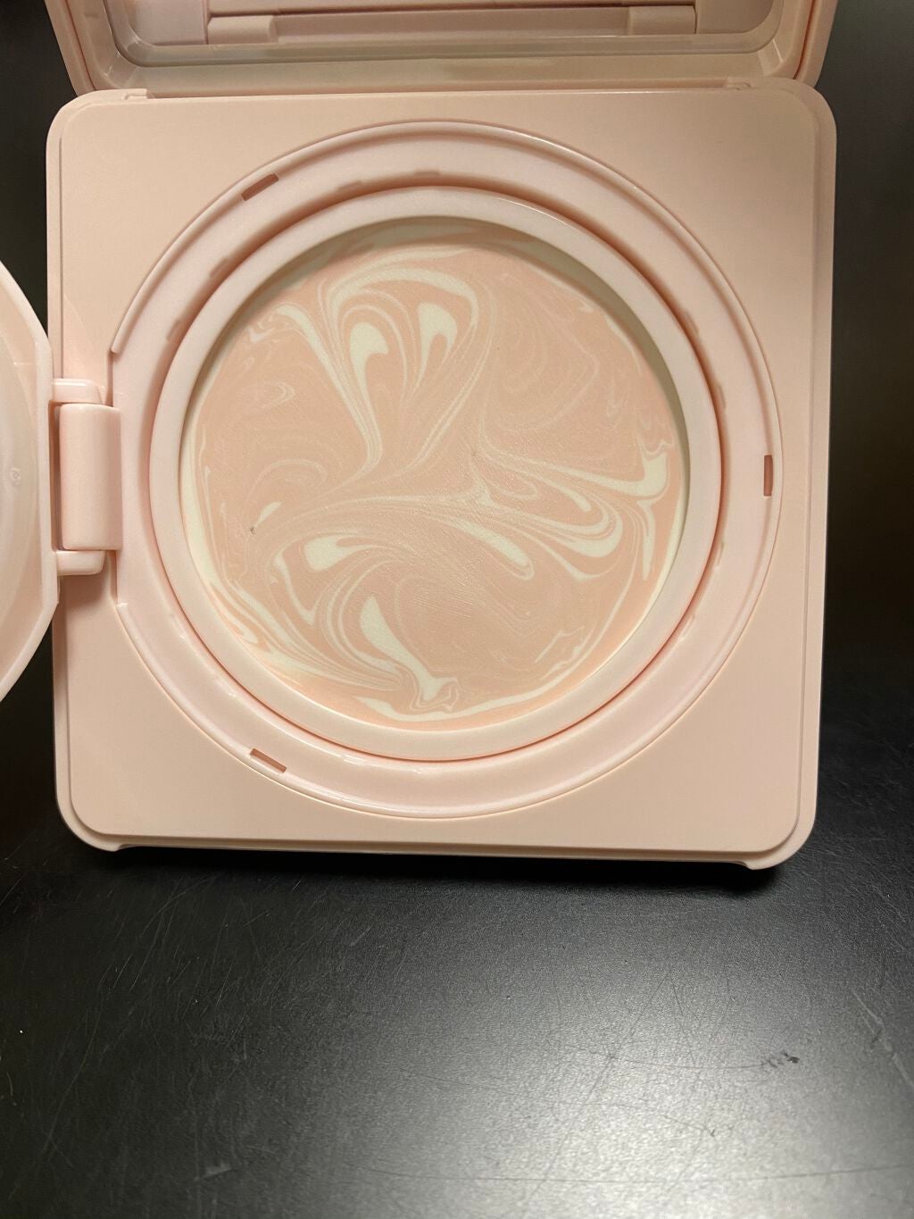 ランタンポレル ブロッサム クリーム コンパクト/GIVENCHY/化粧下地を使ったクチコミ(2枚目)