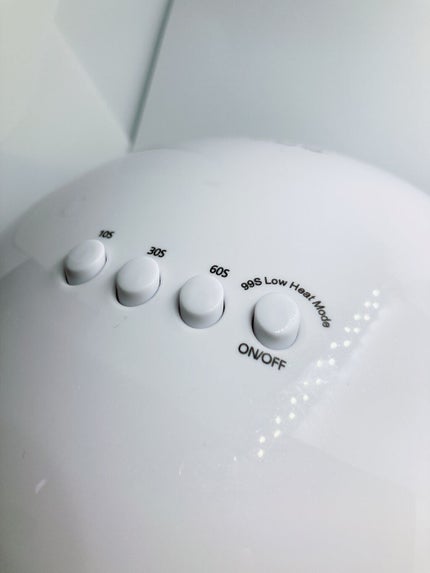 LED + UVネイルライト 48W/La Curie/ネイル用品を使ったクチコミ(3枚目)