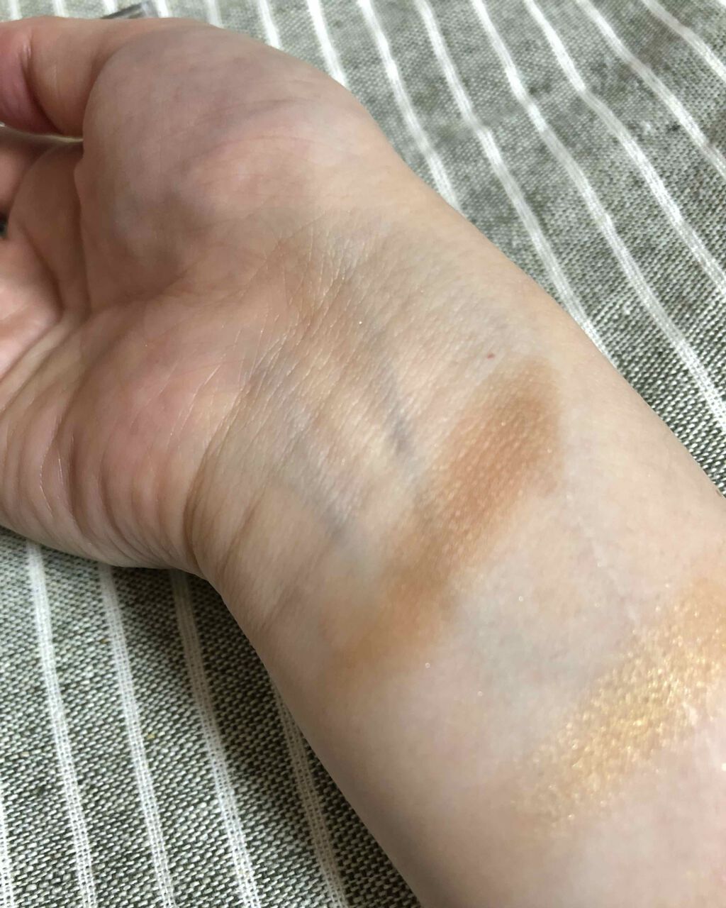 アディクション ザ アイシャドウ/ADDICTION/単色アイシャドウを使ったクチコミ(4枚目)