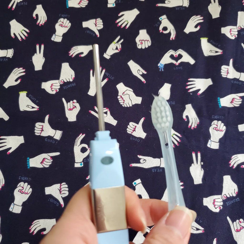 イオン歯ブラシ ionic(アイオニック)/アイオニック/歯ブラシを使ったクチコミ(1枚目)