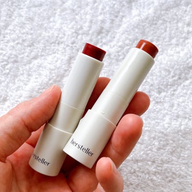 #PR #提供 @herstellerbeauty  @herstellerbeauty_japan

HERSTELLER
Nearby Recharging Lip Balm
05 Red Orig