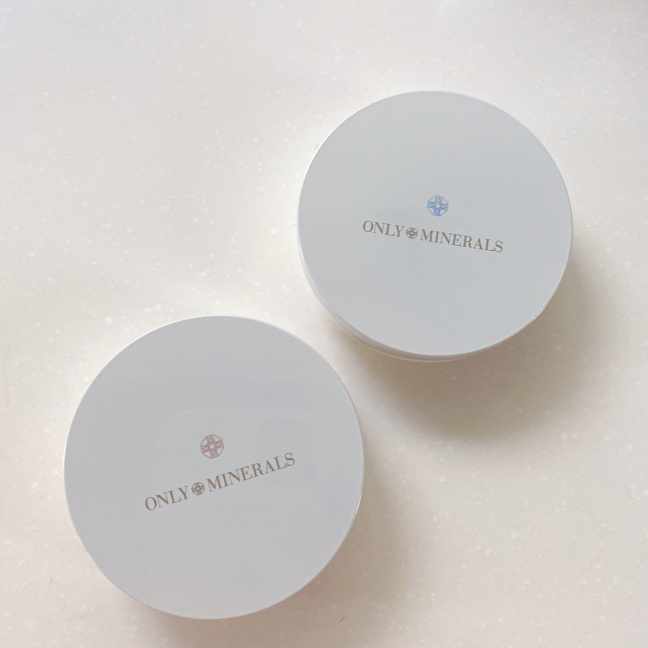 ONLY MINERALS マーブルフェイスパウダーシマーのクチコミ「\ONLY MINERALS マーブルフェイスパウダーシマー/

ウォーム

クリーン

SP.....」（2枚目）