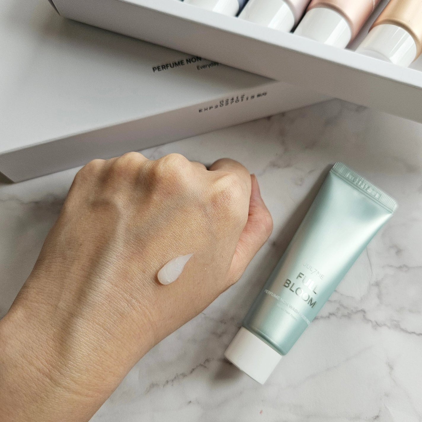 パフュームノンウォッシュヘアパック7点セット/JUL7ME/アウトバストリートメントを使ったクチコミ(3枚目)