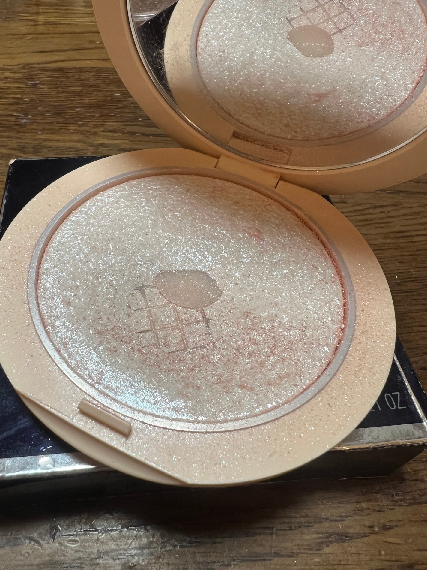 ディオールスキン フォーエヴァー クチュール ルミナイザー/Dior/プレストパウダーを使ったクチコミ(1枚目)