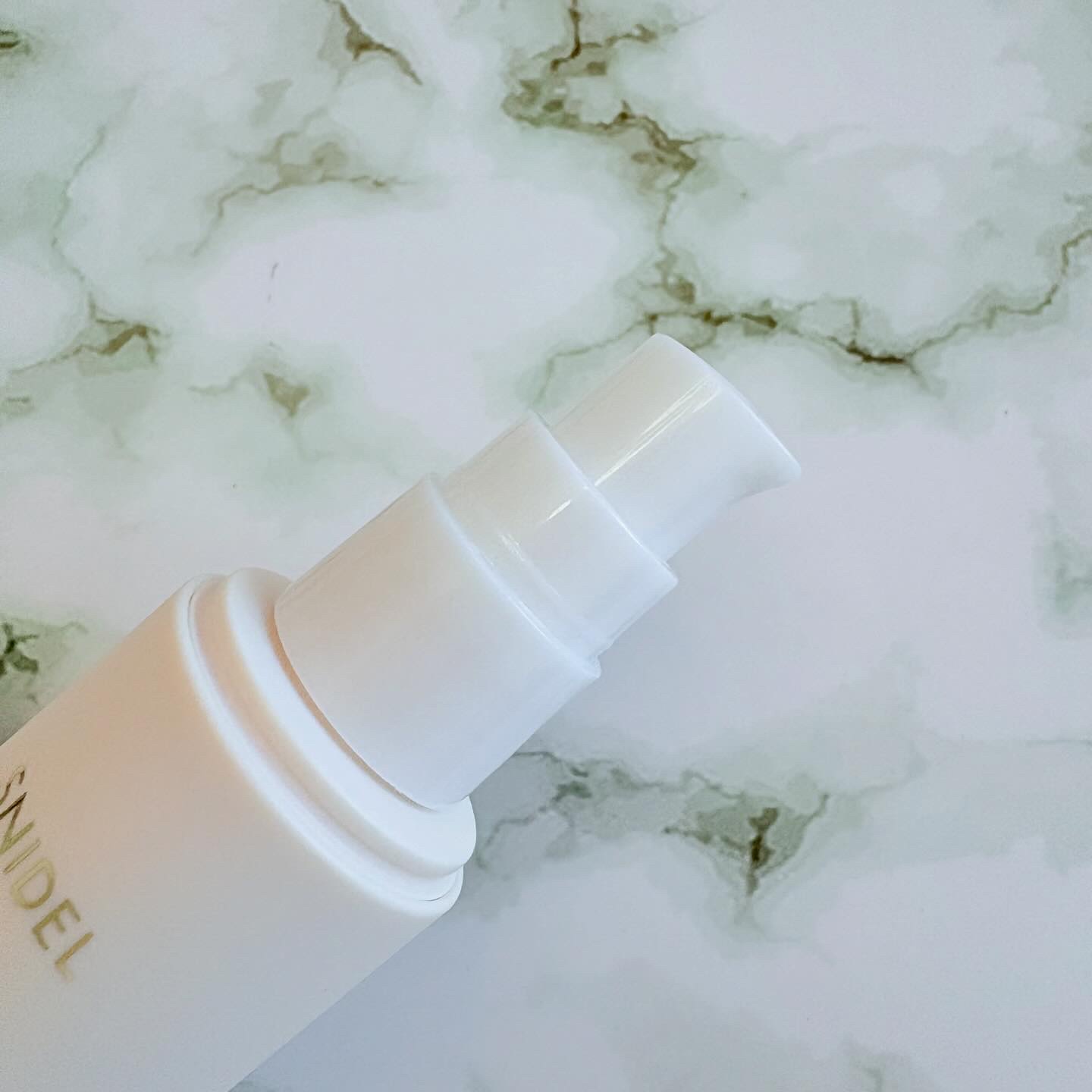 SNIDEL ブライトニング セラム リクイド/SNIDEL BEAUTY/リキッドファンデーションを使ったクチコミ（2枚目）