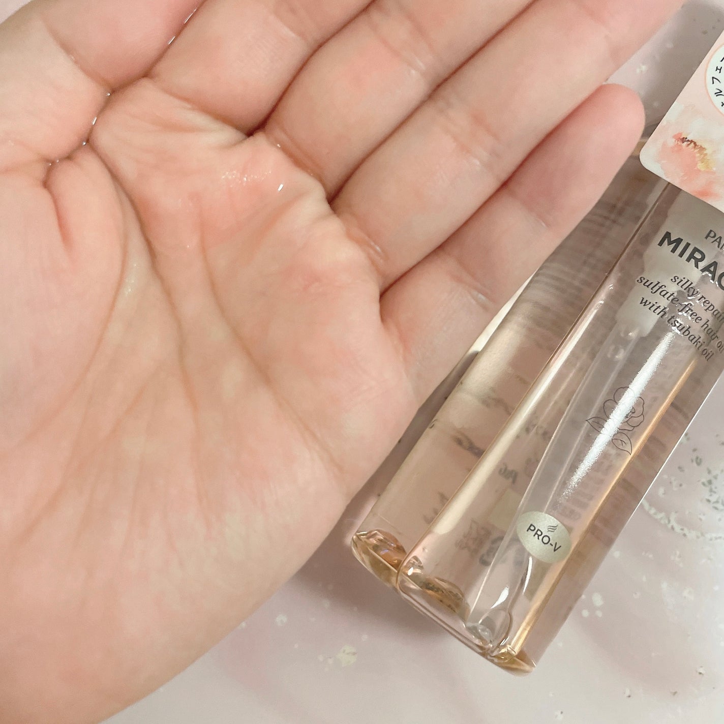 ミラクルズ シルキーリペア 洗い流さないトリートメント/パンテーン/ヘアオイルを使ったクチコミ(2枚目)