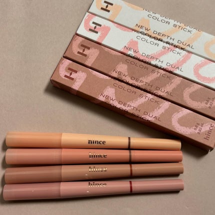 ニューデップスデュアルカラースティック/hince/スティックアイシャドウを使ったクチコミ(6枚目)
