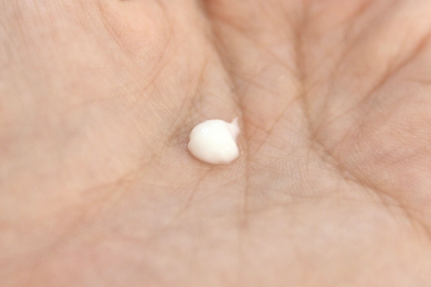 シルクハダ フェイスクリーム/En beaute/フェイスクリームを使ったクチコミ(3枚目)