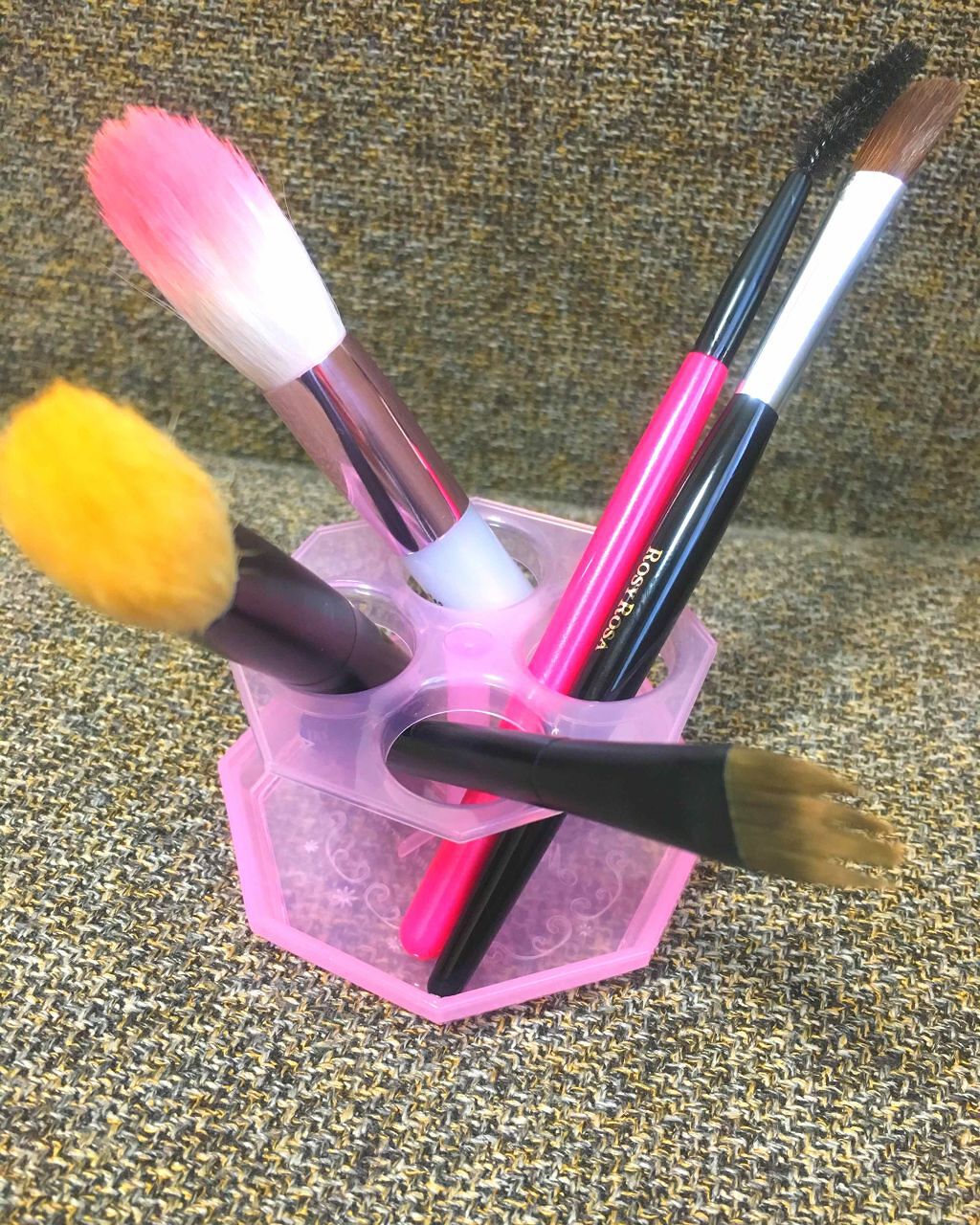 メイクブラシクリーナー/DAISO/その他化粧小物を使ったクチコミ（3枚目）