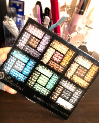 30COLORSEYESHADOWPALETTE/Dolly Angel/パウダーアイシャドウを使ったクチコミ（1枚目）