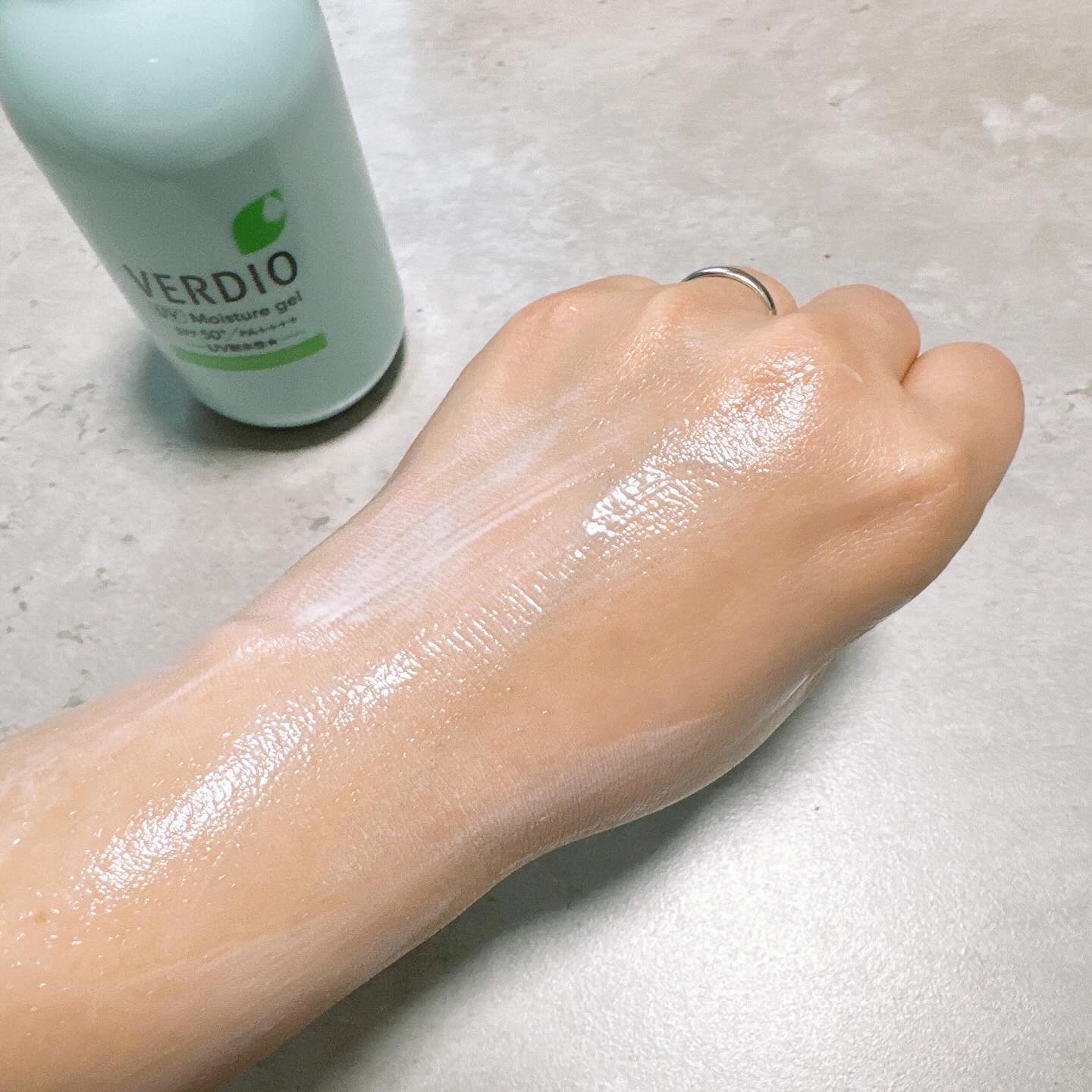 ベルディオ UV モイスチャージェル N/メンターム/日焼け止めジェルを使ったクチコミ（3枚目）