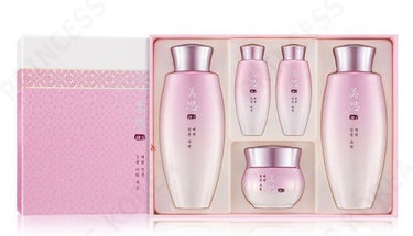 MISSHA 美思 エイヒョン 眞本 クリームのクチコミ「✨MISSHA美思　エイヒョン　シリーズ✨


漢方由来の成分を配合したラインみたいです。

.....」（1枚目）