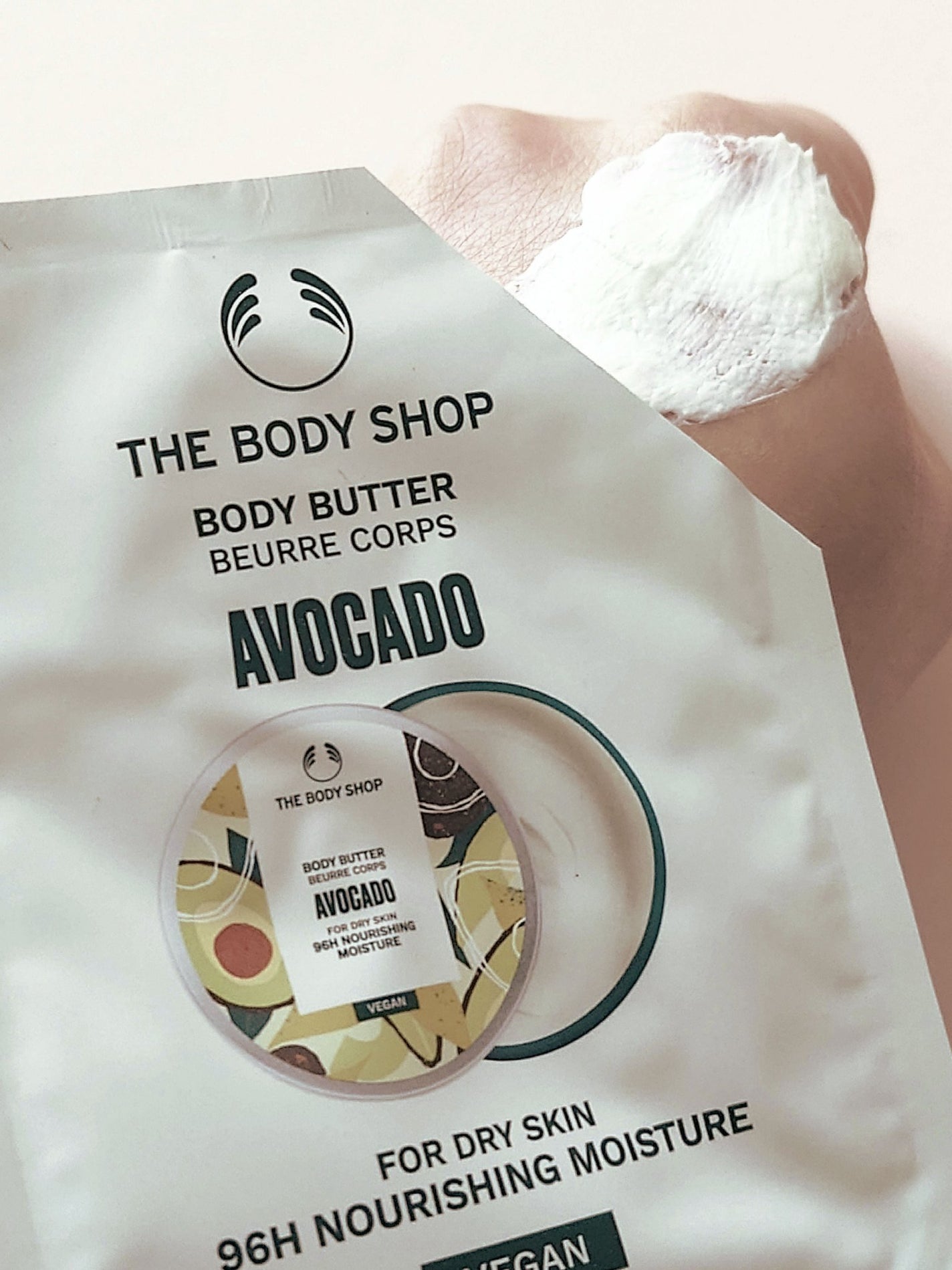 ボディバター アボカド/THE BODY SHOP/ボディクリームを使ったクチコミ(4枚目)