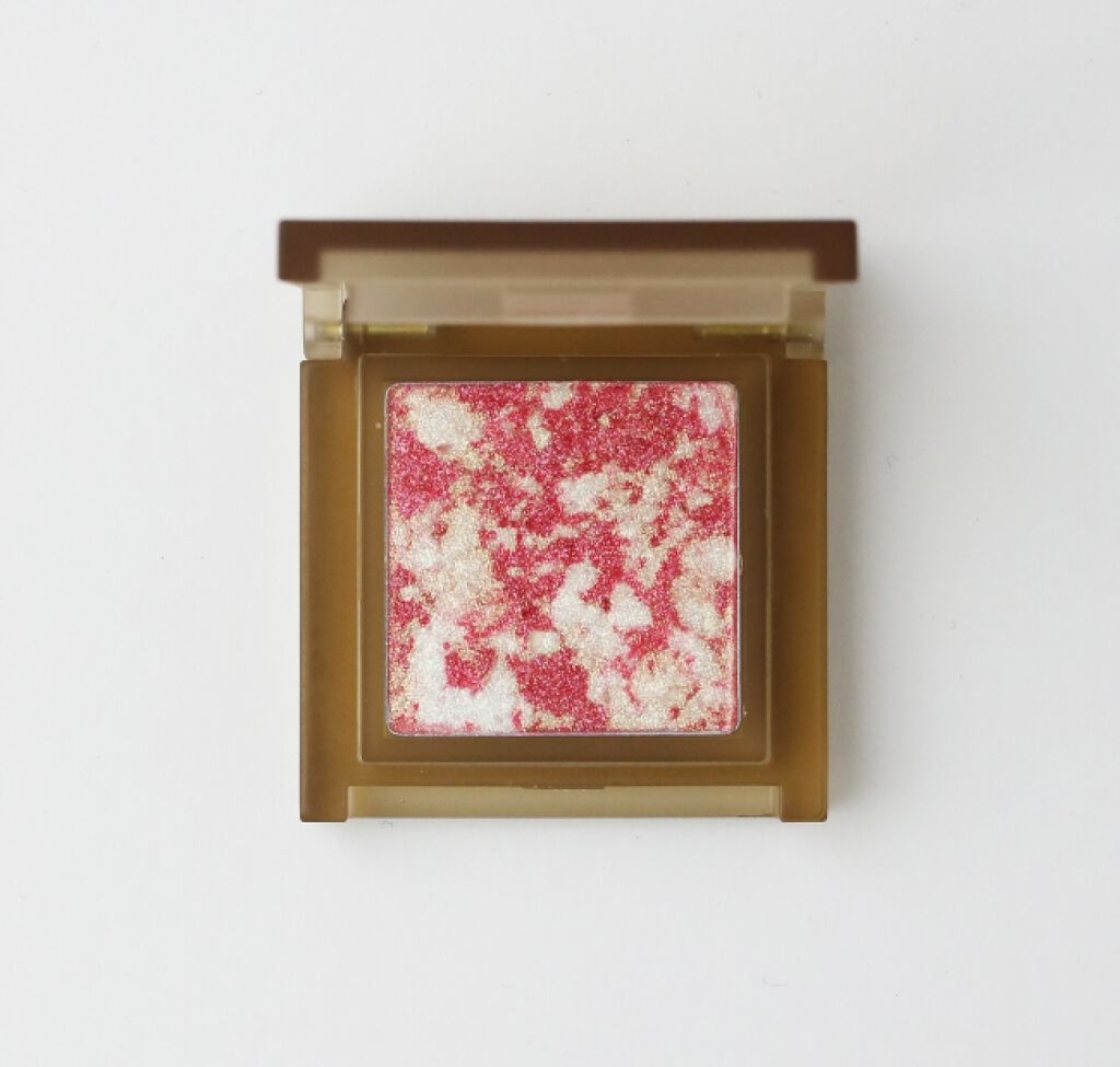 single eye color(mable) la peau de gem.