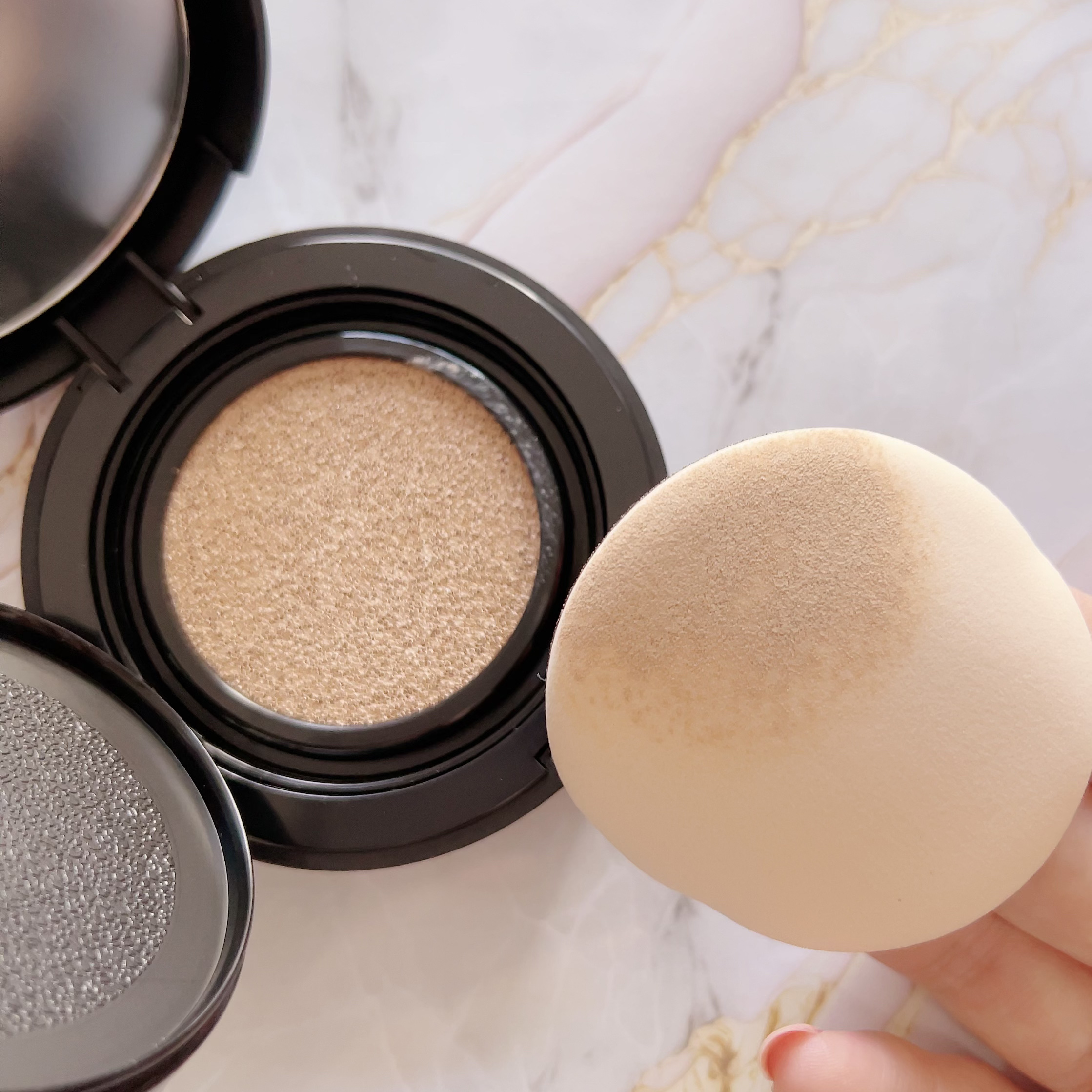 ジャビンドゥソウル ウインクファンデーションパクト/Javin De Seoul/クッションファンデーションを使ったクチコミ（2枚目）