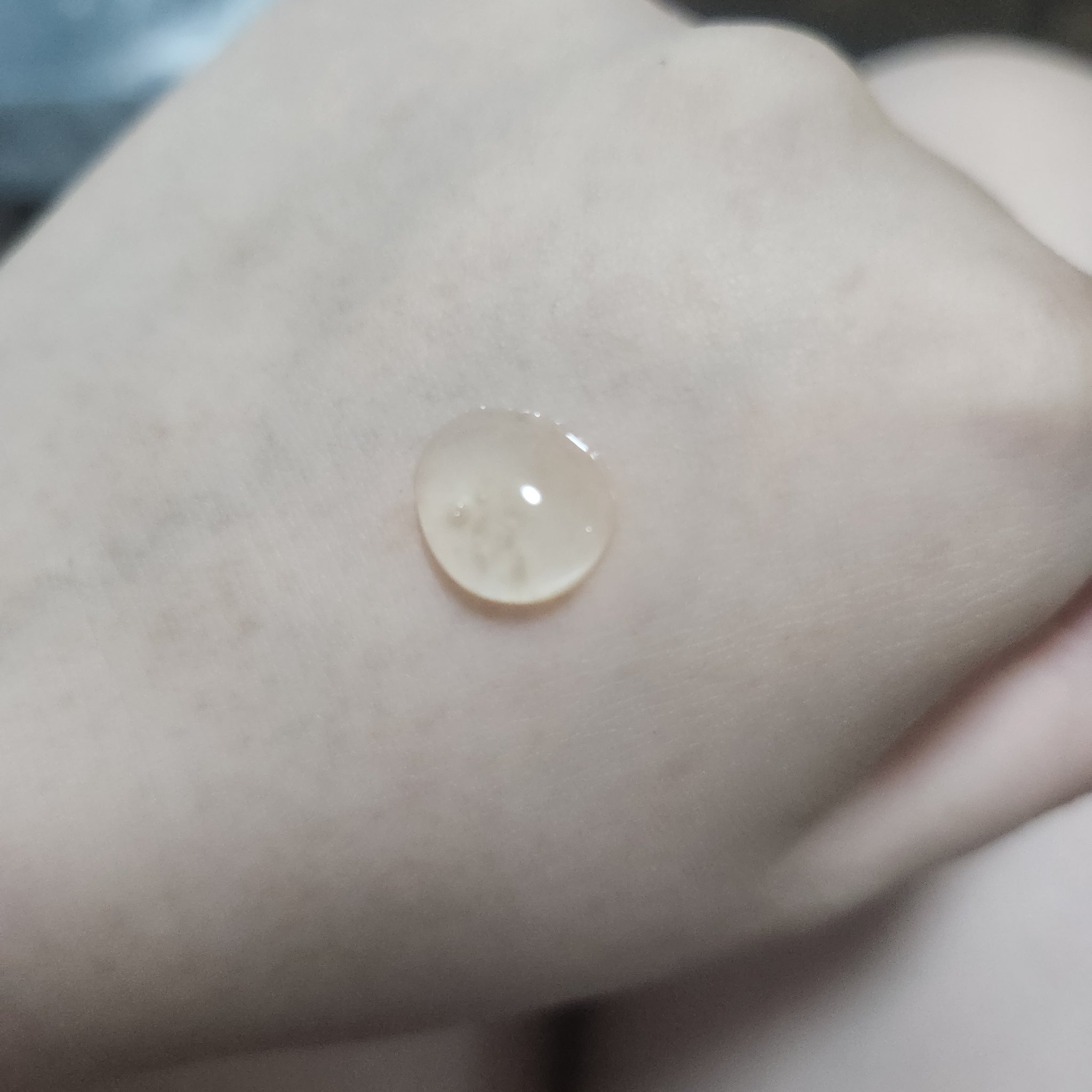 グリーンタンジェリン ビタC ダークスポットケアセラム/goodal/美容液を使ったクチコミ（3枚目）