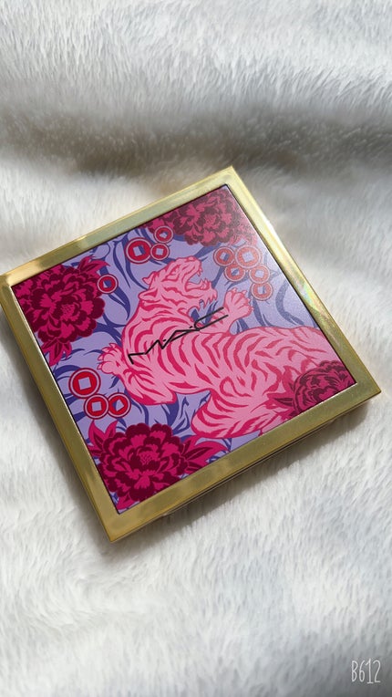 アイシャドウ × 9:メイド マイ フォーチュン/M・A・C/アイシャドウパレットを使ったクチコミ(6枚目)