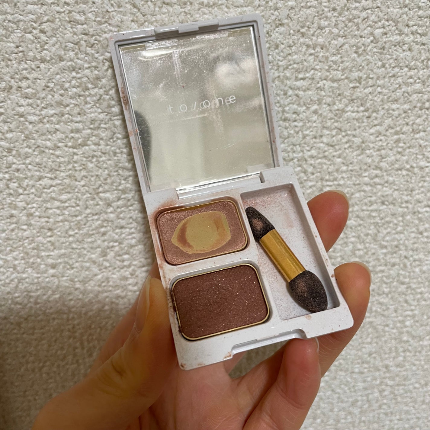 トーン ベーシング アイシャドウ/to/one/アイシャドウパレットを使ったクチコミ(2枚目)