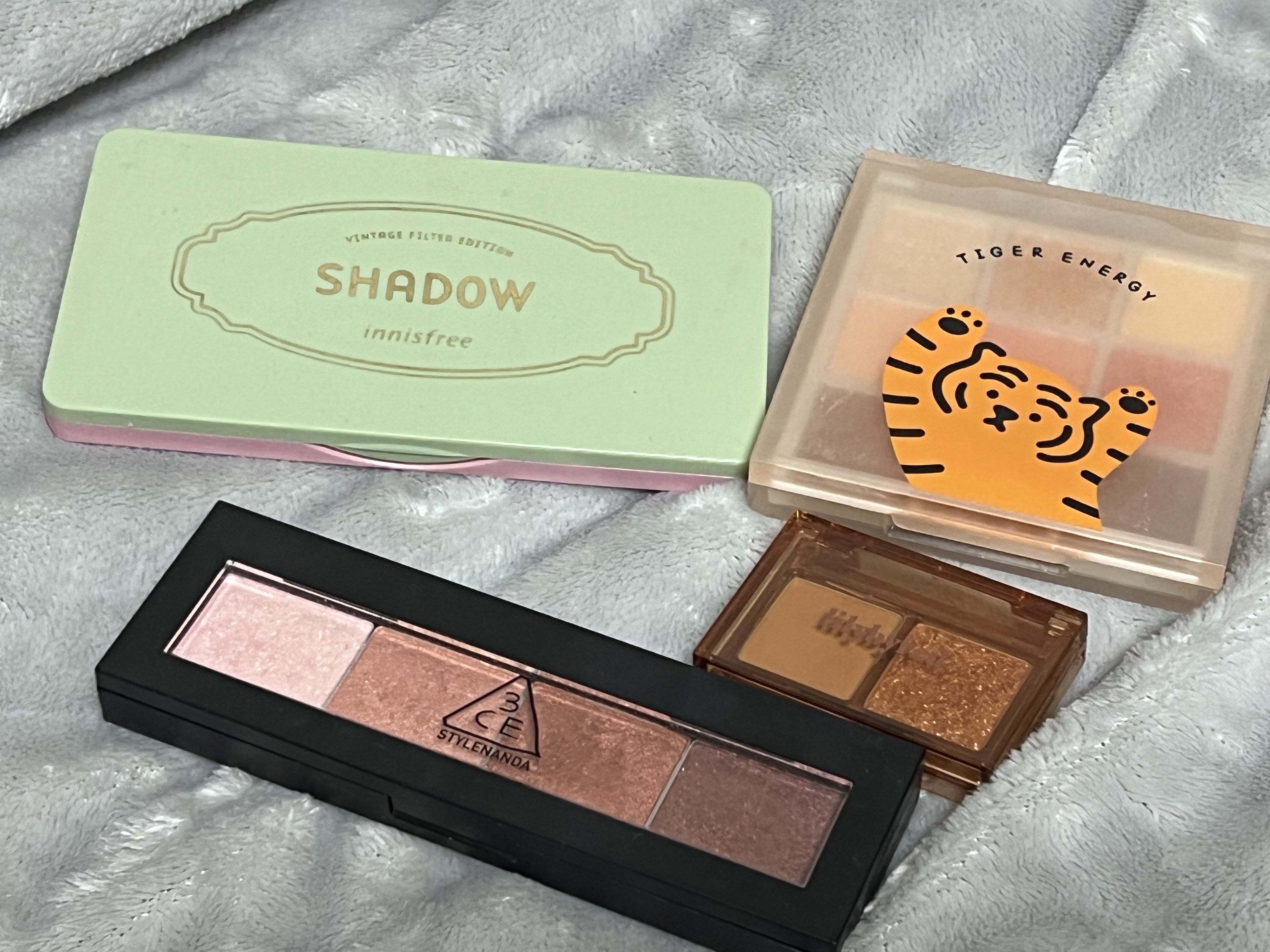 EYE SHADOW PALETTE  #UP CLOSE/3CE/アイシャドウパレットを使ったクチコミ（2枚目）