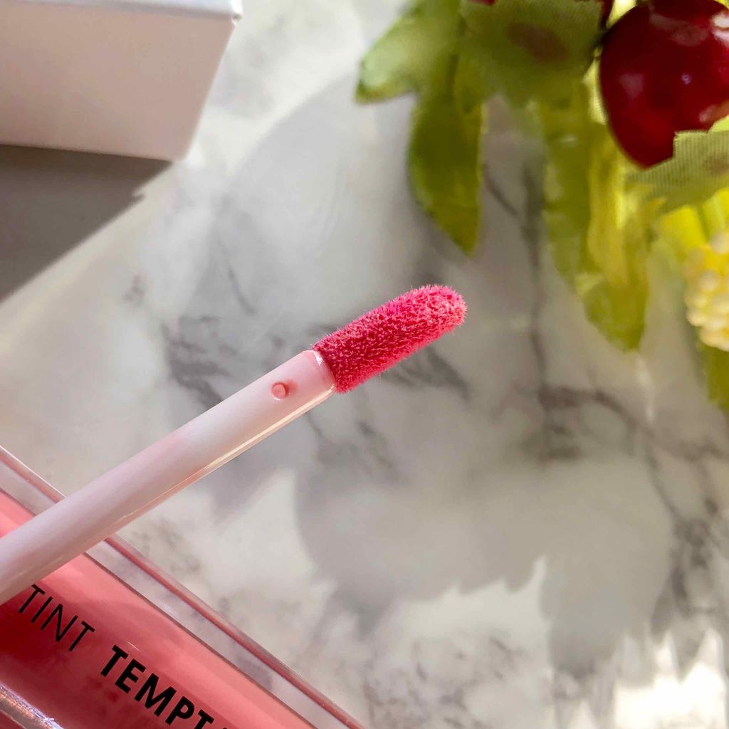 リップティントテンプテーション/inic/リップティントを使ったクチコミ(2枚目)