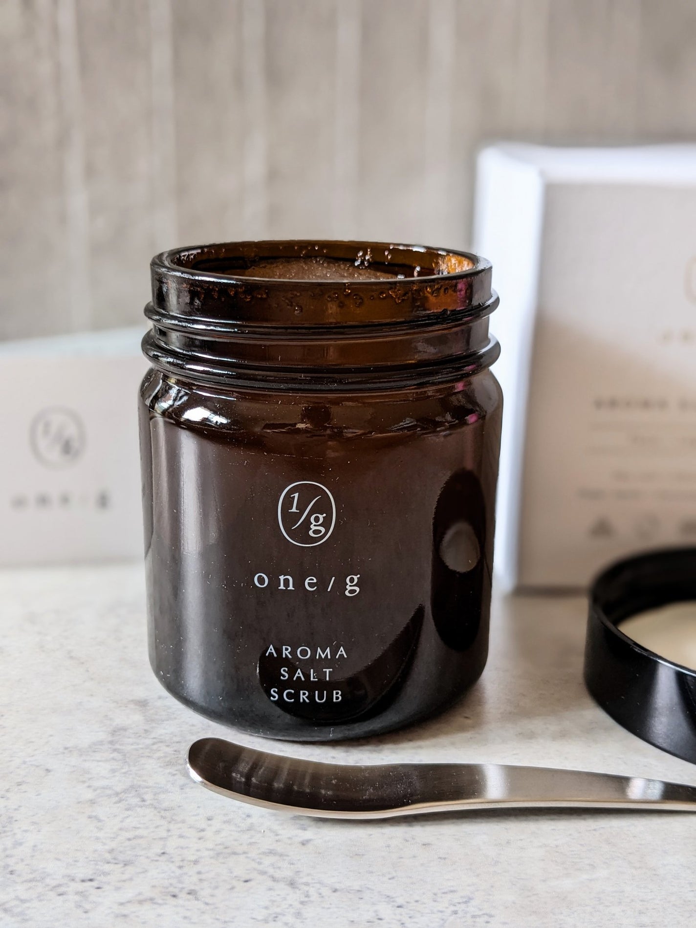 アロマソルトスクラブ/ワンオーバージー/ボディスクラブを使ったクチコミ(3枚目)