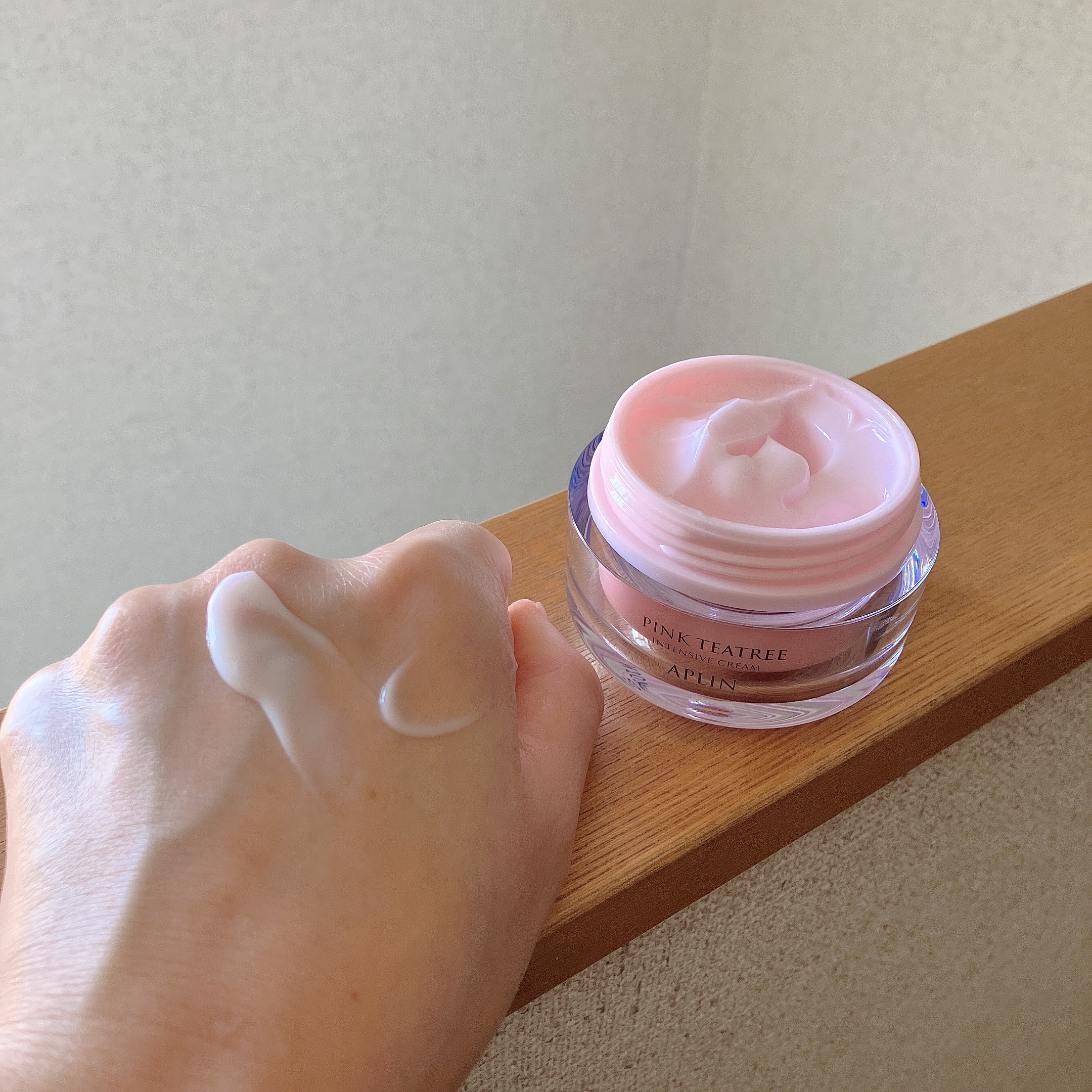 ピンクティーツリークリーム/APLIN/フェイスクリームを使ったクチコミ（3枚目）