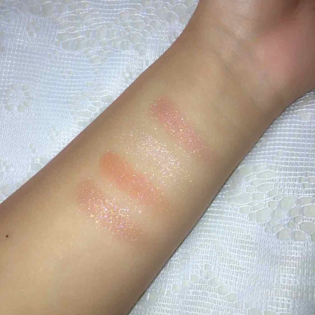 プリズム エアー シャドウ/CLIO/単色アイシャドウを使ったクチコミ（3枚目）