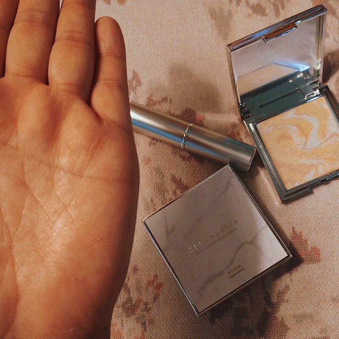 mcgroupakiko on LIPS 「基礎化粧品とファンデーションだけで過ごしていると夫に肌に色味を..」(5枚目)