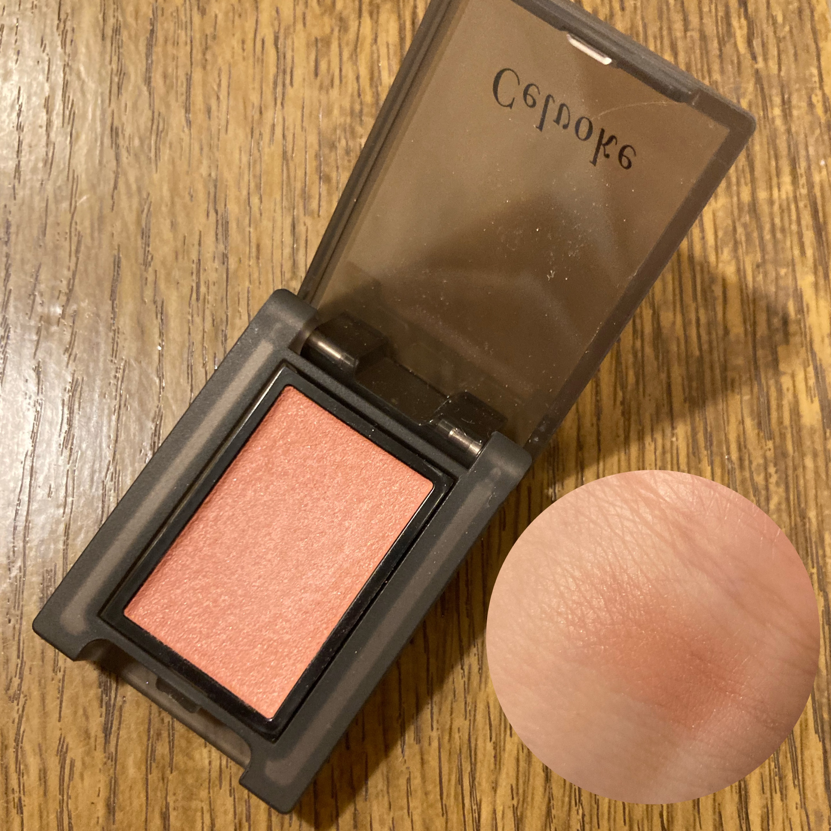 セルヴォーク ヴォランタリー アイズ/Celvoke/単色アイシャドウを使ったクチコミ（1枚目）