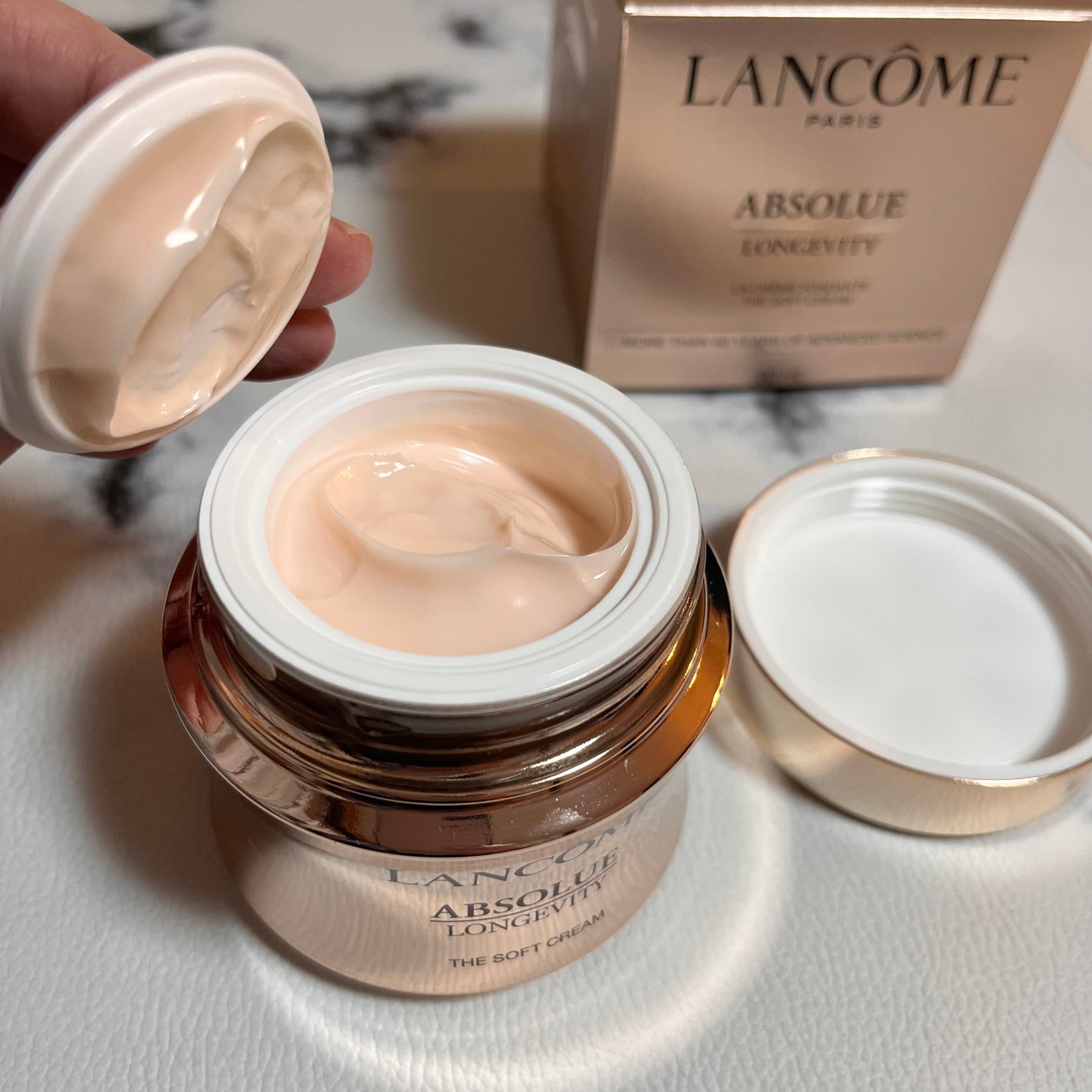 アプソリュ ザ ソフトクリーム/LANCOME/フェイスクリームを使ったクチコミ(2枚目)