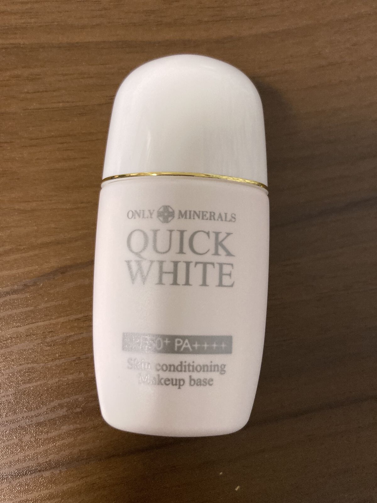 ONLY MINERALS クイックホワイトのクチコミ「ONLY MINERALS クイックホワイト

使い切りです。
ヤーマンで美容器具を買ったらレ.....」（1枚目）