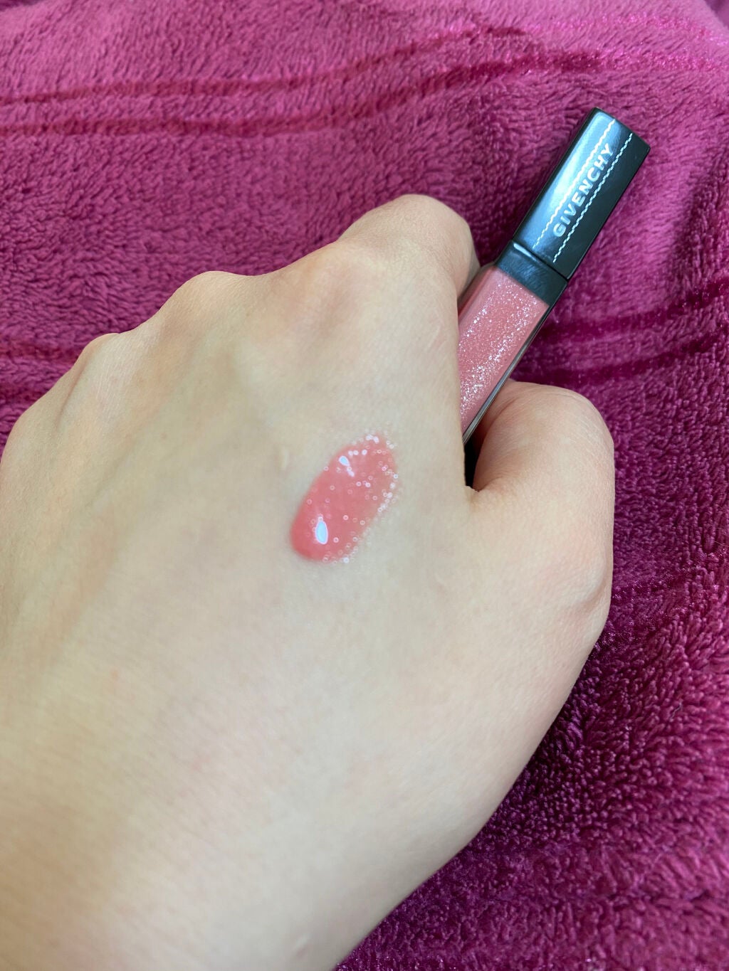 グロス・アンテルディ/GIVENCHY/リップグロスを使ったクチコミ(2枚目)