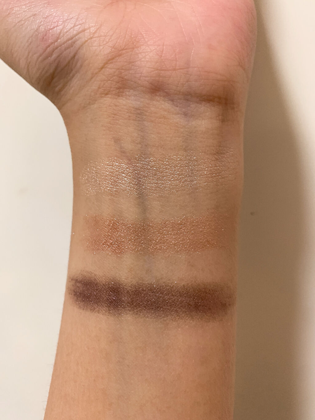 トーンアップアイシャドウ/CEZANNE/アイシャドウパレットを使ったクチコミ（2枚目）