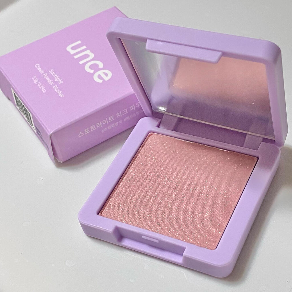 スポットライトチークパウダーブラッシャー / unce