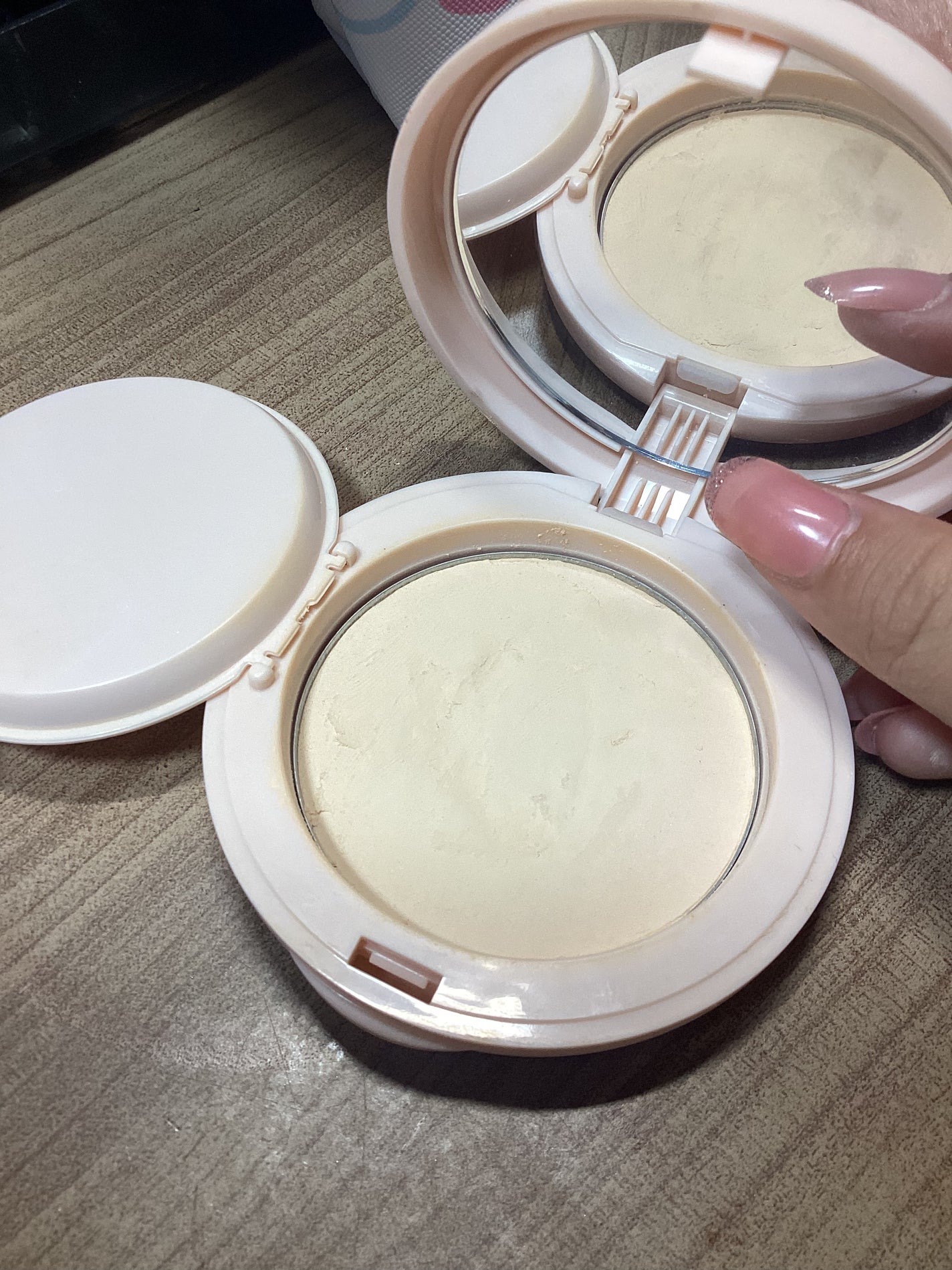 藍 on LIPS 「両方ともKirei&coです。両方とも発色が良くて、スクールメ..」(1枚目)