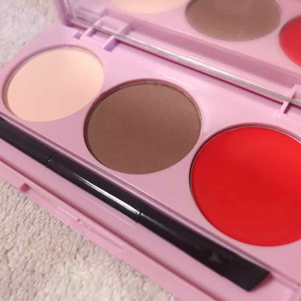 コンパクトマルチフルメイクパレット/CharMe/マルチパレットを使ったクチコミ(3枚目)