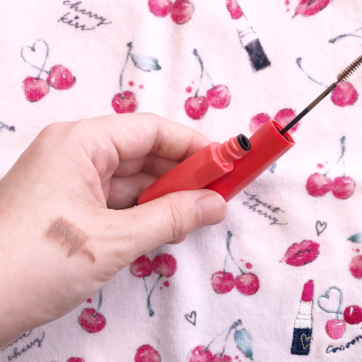 フィルム眉カラー/デジャヴュ/眉マスカラを使ったクチコミ(2枚目)