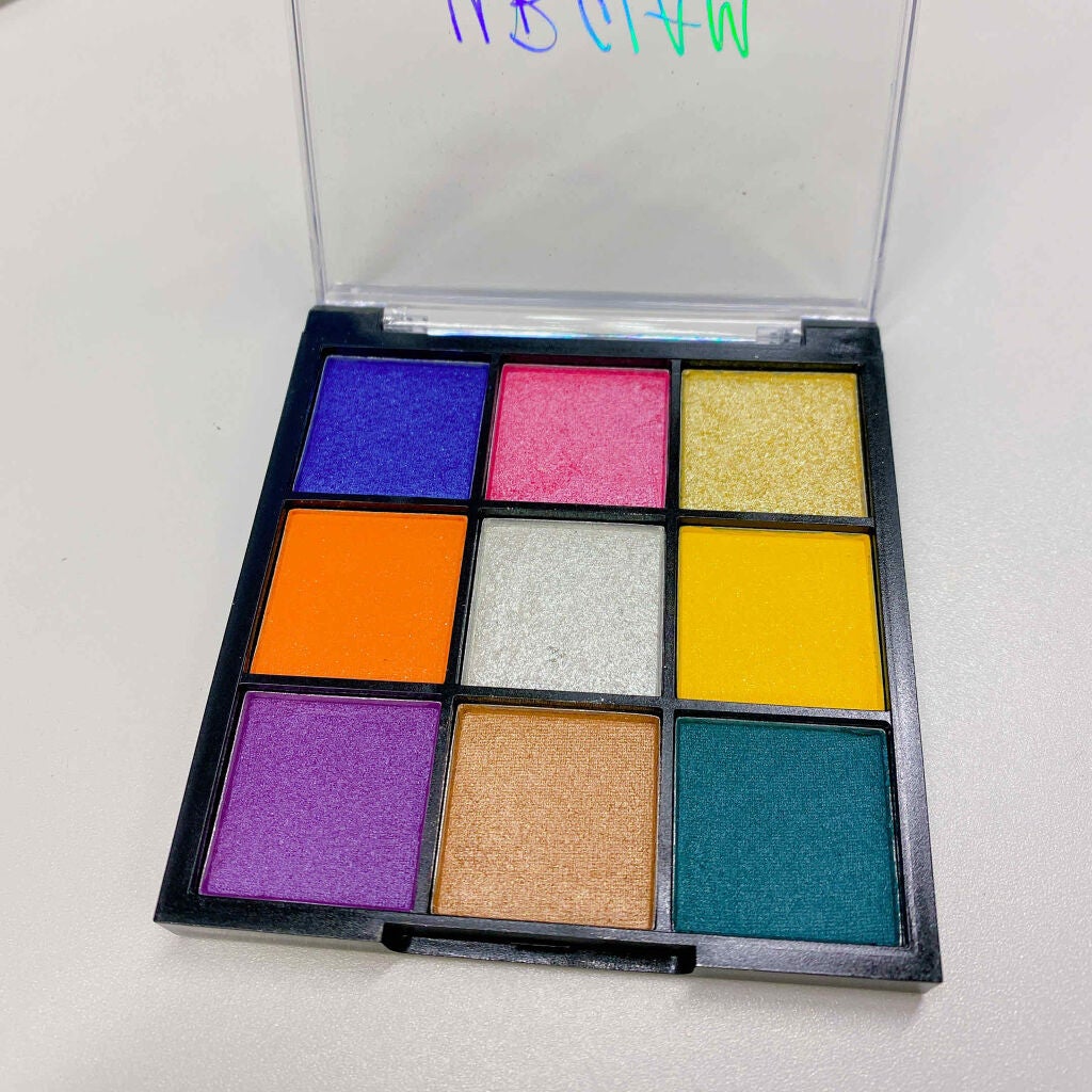 UR GLAM BLOOMING EYE COLOR PALETTE/U R GLAM/アイシャドウパレットを使ったクチコミ(3枚目)