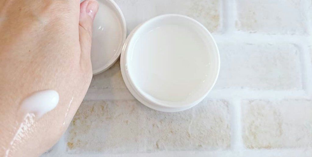 とろんと濃ジェル 薬用美白 N/なめらか本舗/オールインワン化粧品を使ったクチコミ(2枚目)