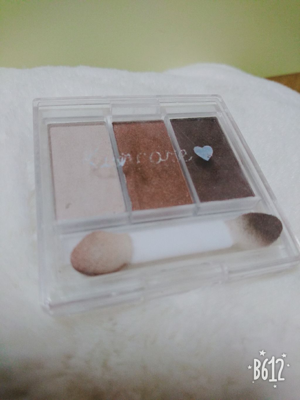 カンコレアイシャドウ/DAISO/アイシャドウパレットを使ったクチコミ(1枚目)