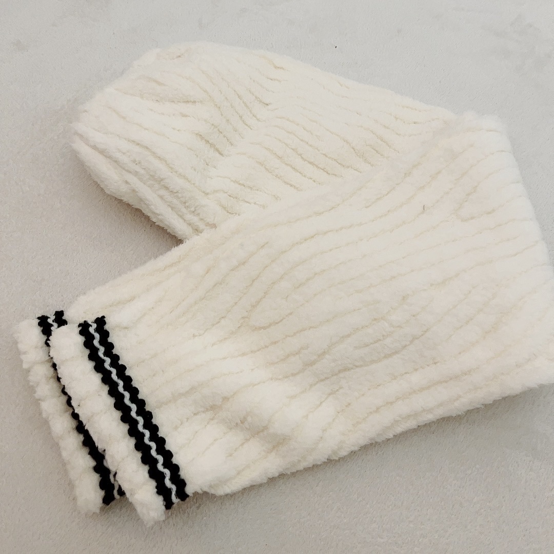 エレガントな蝶の模様がプリントされたポリエステルパジャマセット/temu/その他を使ったクチコミ（3枚目）