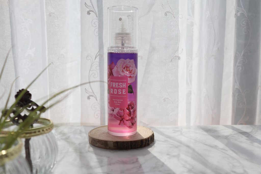 フレグランスボディミスト/メイコー化粧品/香水(レディース)を使ったクチコミ(3枚目)