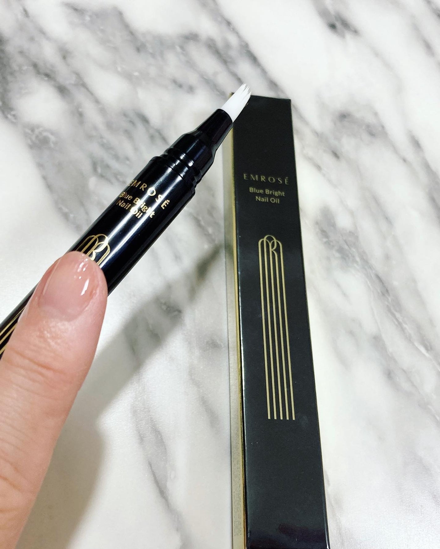 ブルーブライトネイルオイル/EMROSÉ/ネイルオイル・トリートメントを使ったクチコミ(2枚目)