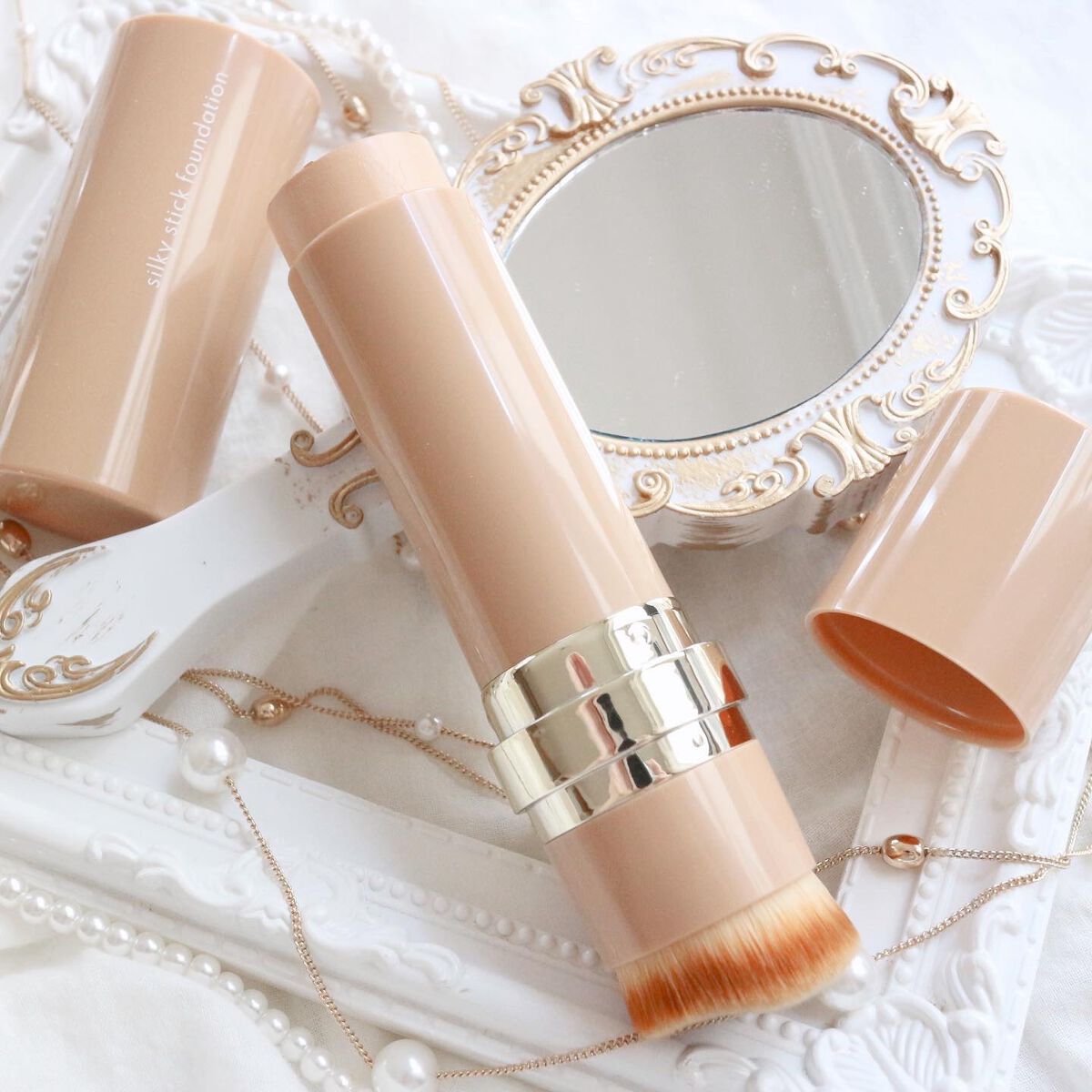 シルキースティックファンデーション/KAMIKA/その他ファンデーションを使ったクチコミ(1枚目)