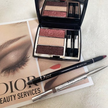 トリオ ブリック パレット＜ピュア グロウ＞/Dior/アイシャドウパレットを使ったクチコミ（1枚目）