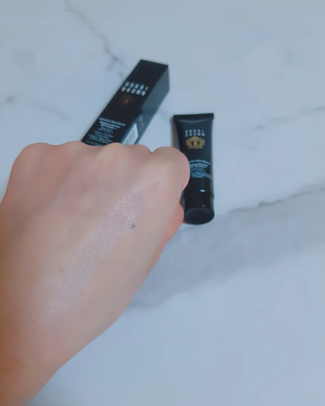 インテンシブ セラム ラディアンス プライマー/BOBBI BROWN/化粧下地を使ったクチコミ(5枚目)