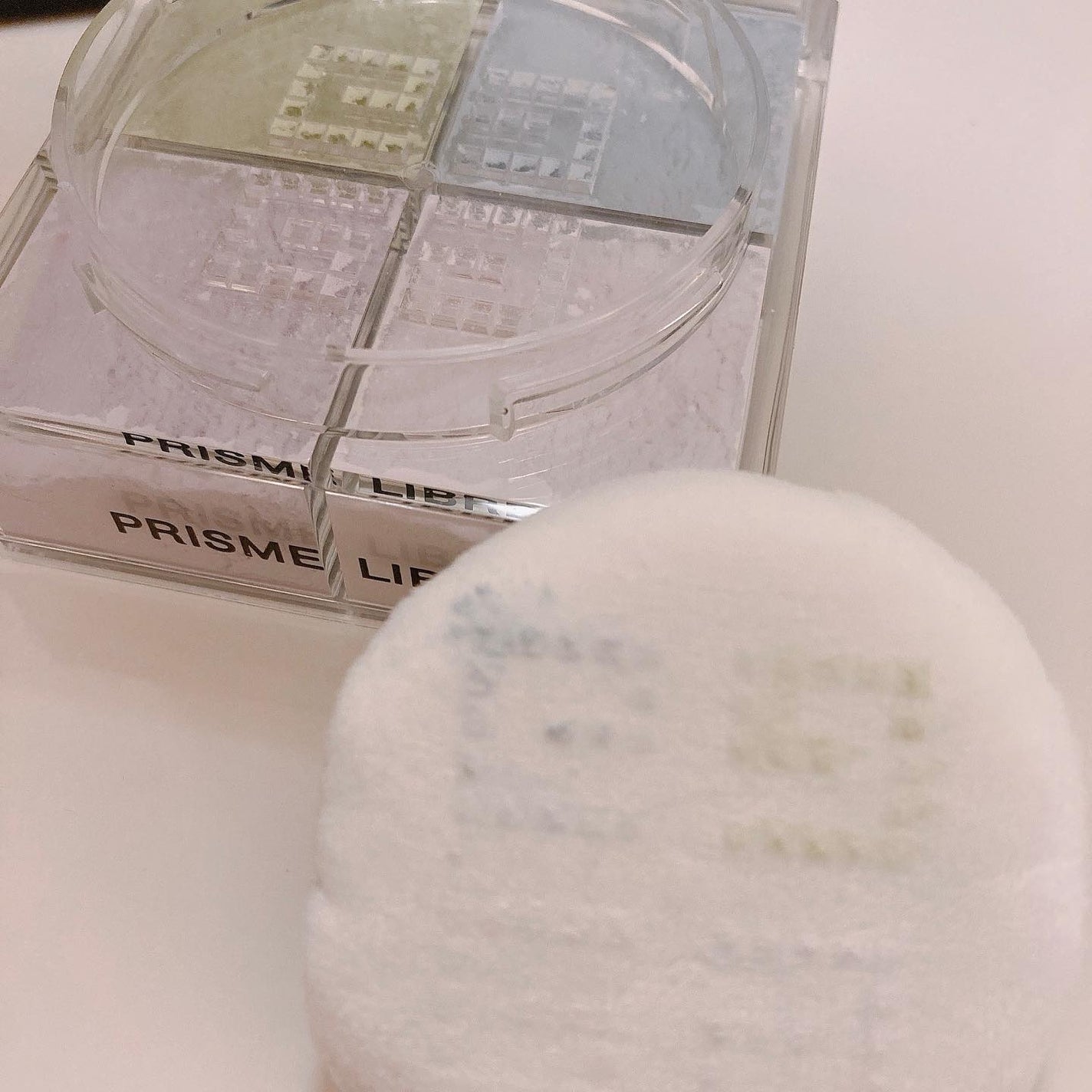 プリズム・リーブル/GIVENCHY/ルースパウダーを使ったクチコミ(3枚目)