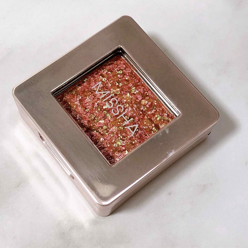 グリッタープリズム シャドウ/MISSHA/グリッターを使ったクチコミ（1枚目）