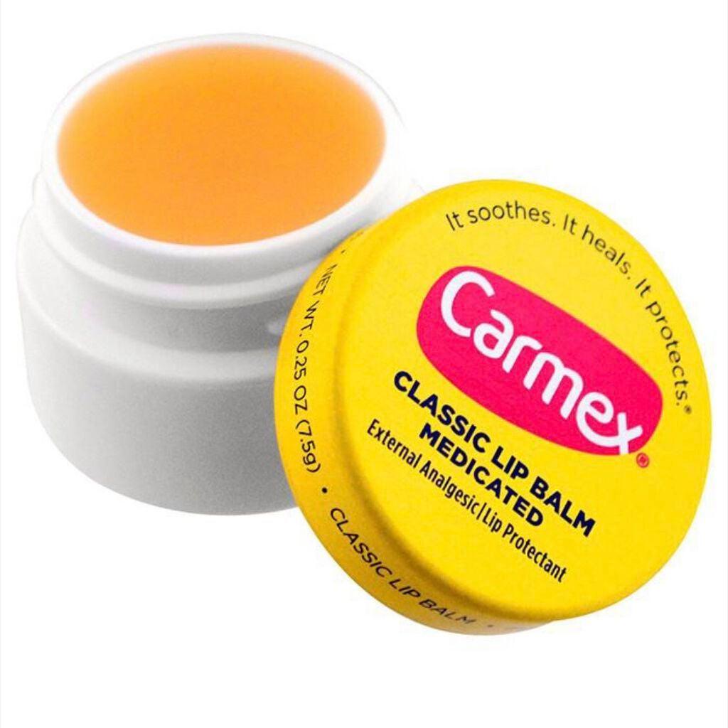 moisturizing lip balm/カーメックス/リップバームを使ったクチコミ(1枚目)